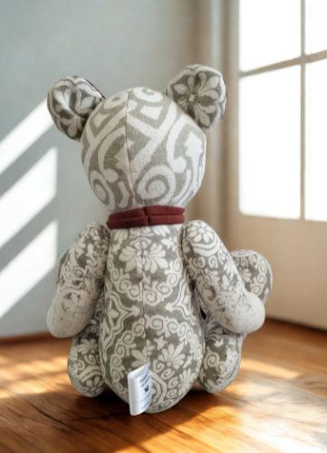 Keepsake Memory Bear (Charlie Bear) - Image 18