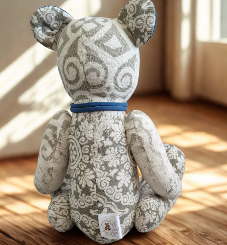 Keepsake Memory Bear (Charlie Bear) - Image 24